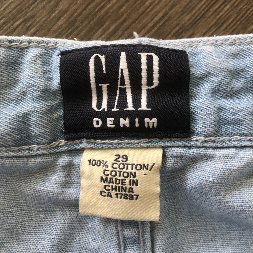 GAP Light Blue Button-Front Denim Mini Skirt | Size 29 - Picture 3 of 4